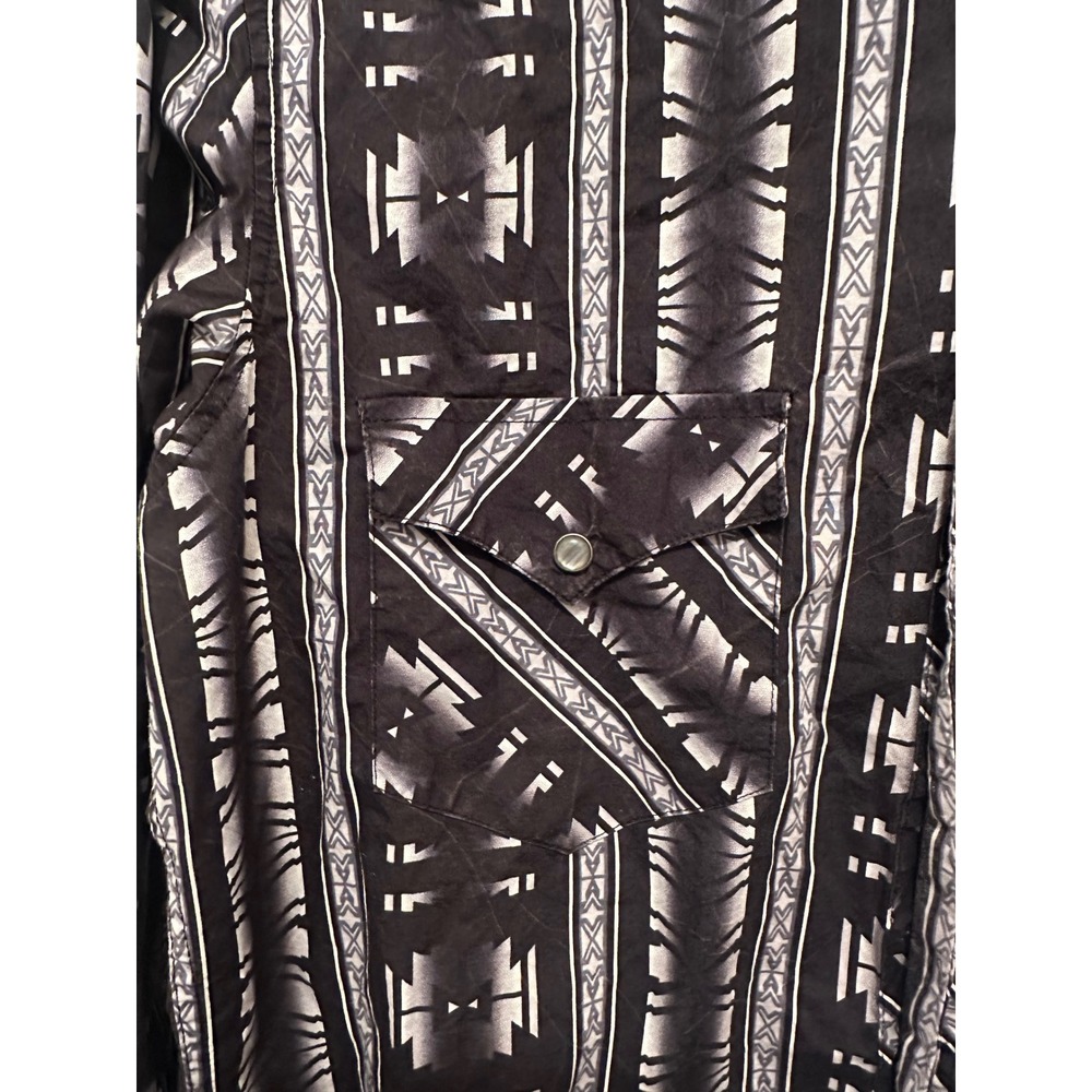 Rock and Roll Denim Mens Modern Fit Aztec Pearl Snap Western Shirt Black White M - Picture 4 of 6